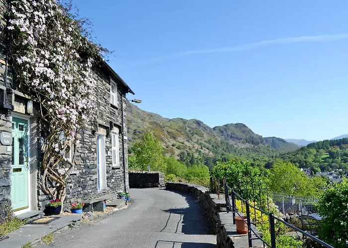 Carrie's Gate * كونيستون